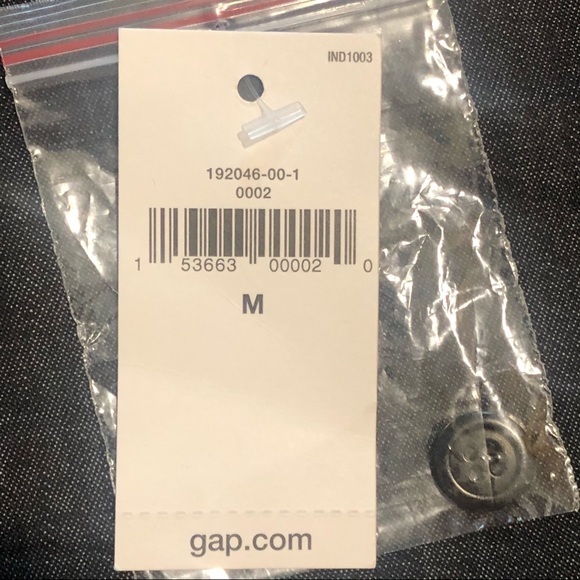 NWT Gap chambray shirt with bell sleeves - Picture 7 of 7